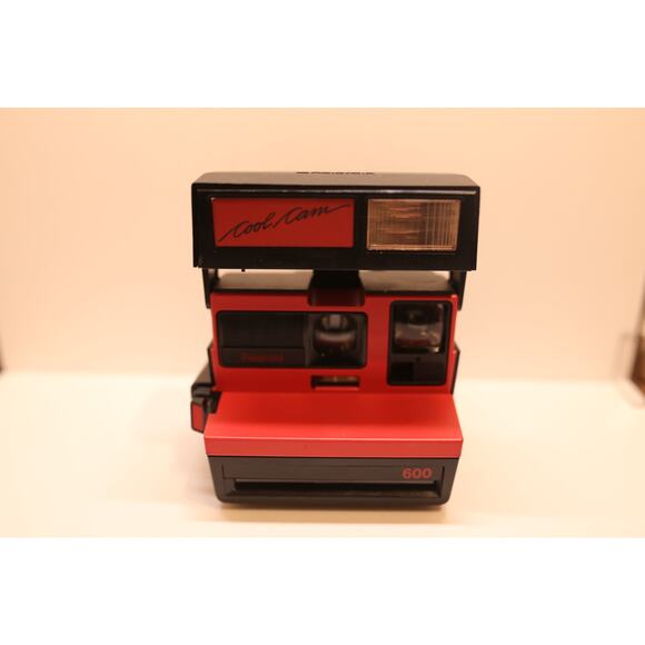 Polaroid Cool Cam Red/Black Instant FIlm Camera - Tested Works - Picture 1 of 4
